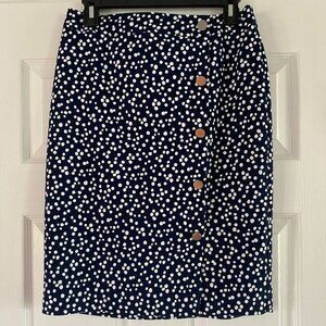 Like New Talbots Navy and White Skirt Size 2